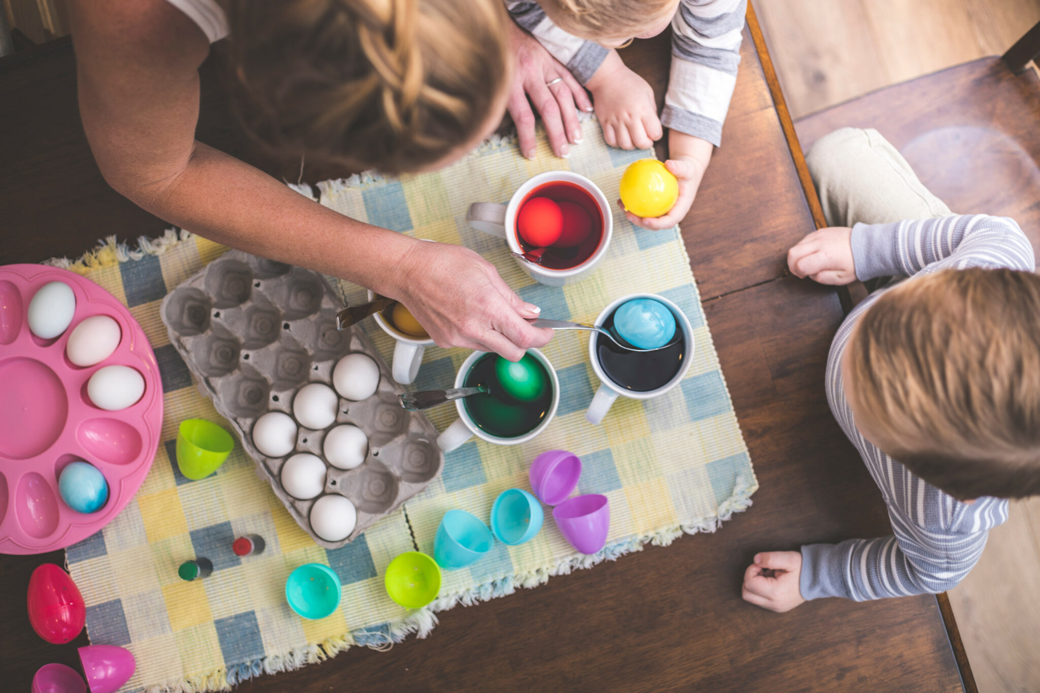 Is it possible to get Easter egg dye out of clothes? 